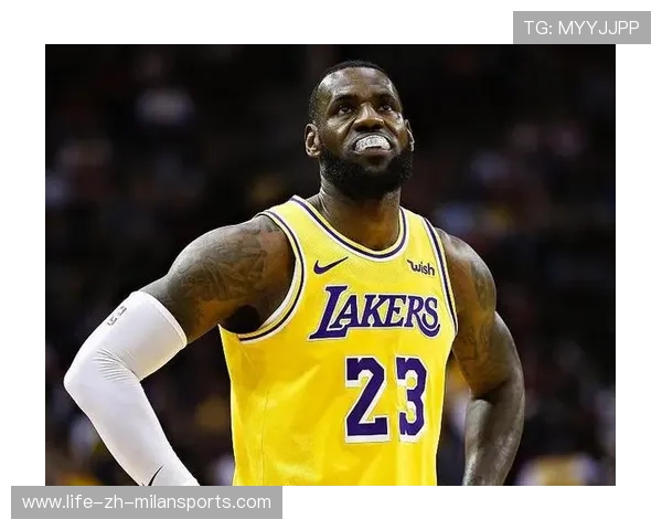 湖人对阵雄鹿前瞻：攻防转换谁更占优？