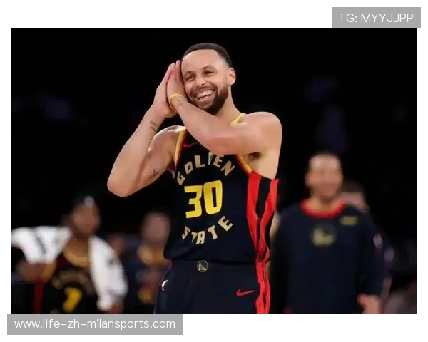 勇士大胜魔术，库里单节15分助力翻盘